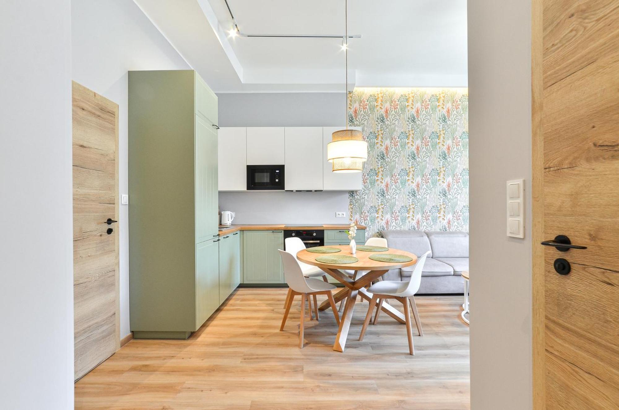 Citystay Stylowe Apartamenty Przy Swietojanskiej غدينيا المظهر الخارجي الصورة