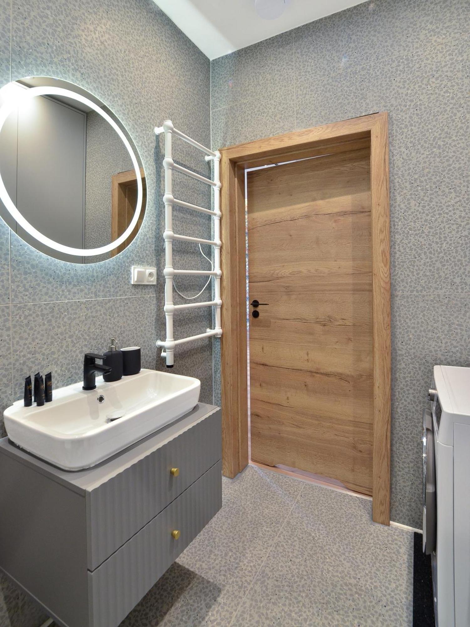 Citystay Stylowe Apartamenty Przy Swietojanskiej غدينيا المظهر الخارجي الصورة