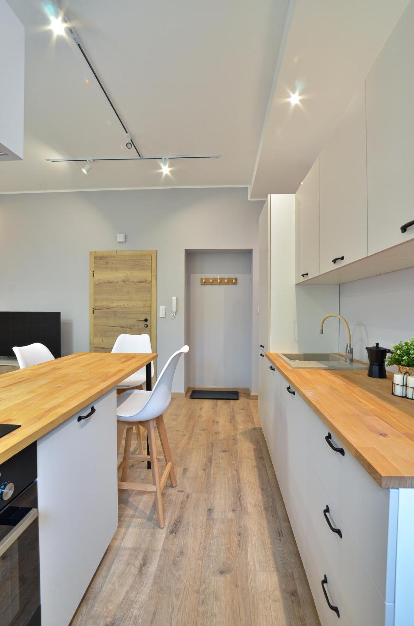Citystay Stylowe Apartamenty Przy Swietojanskiej غدينيا المظهر الخارجي الصورة
