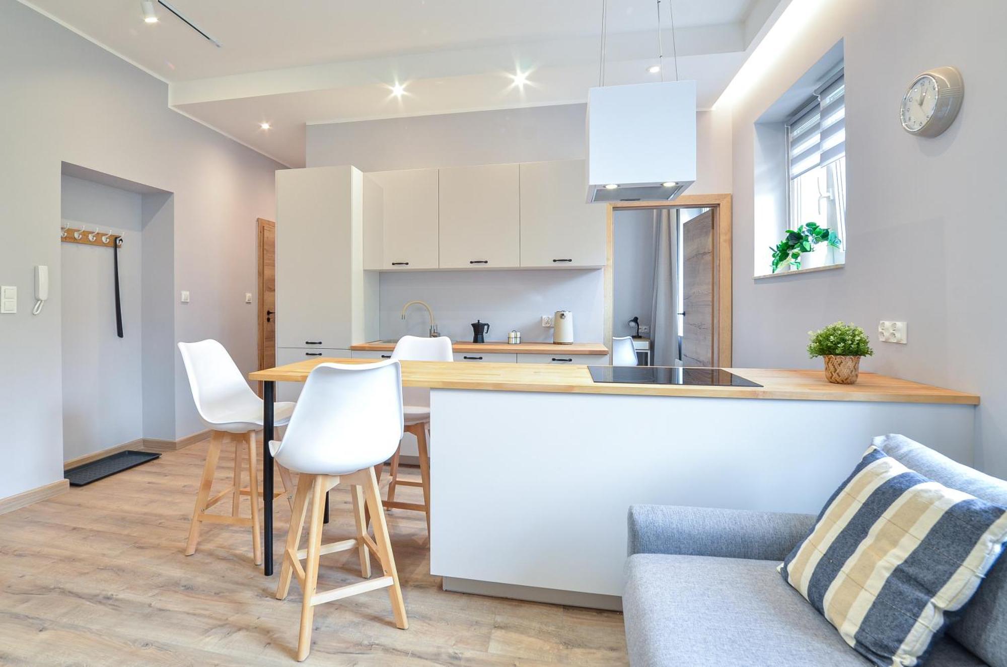 Citystay Stylowe Apartamenty Przy Swietojanskiej غدينيا المظهر الخارجي الصورة